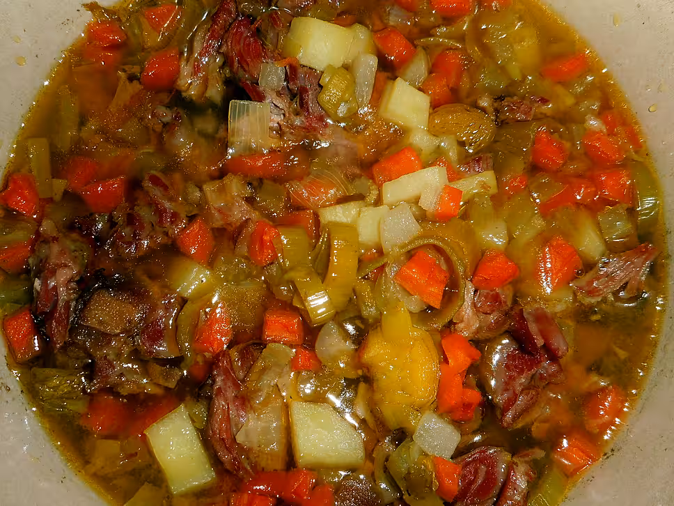 recette Soupe de légumes,jarret de porc 1/2 sel