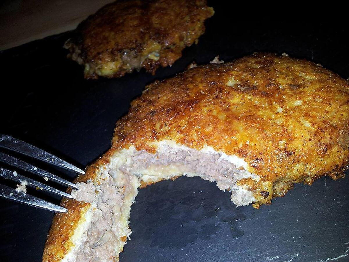 recette Steak haché panés aux 3 fromages