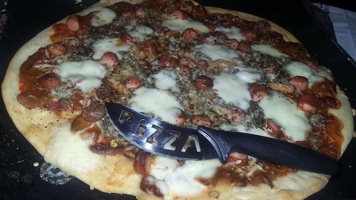 recette Pizza maison au knakis