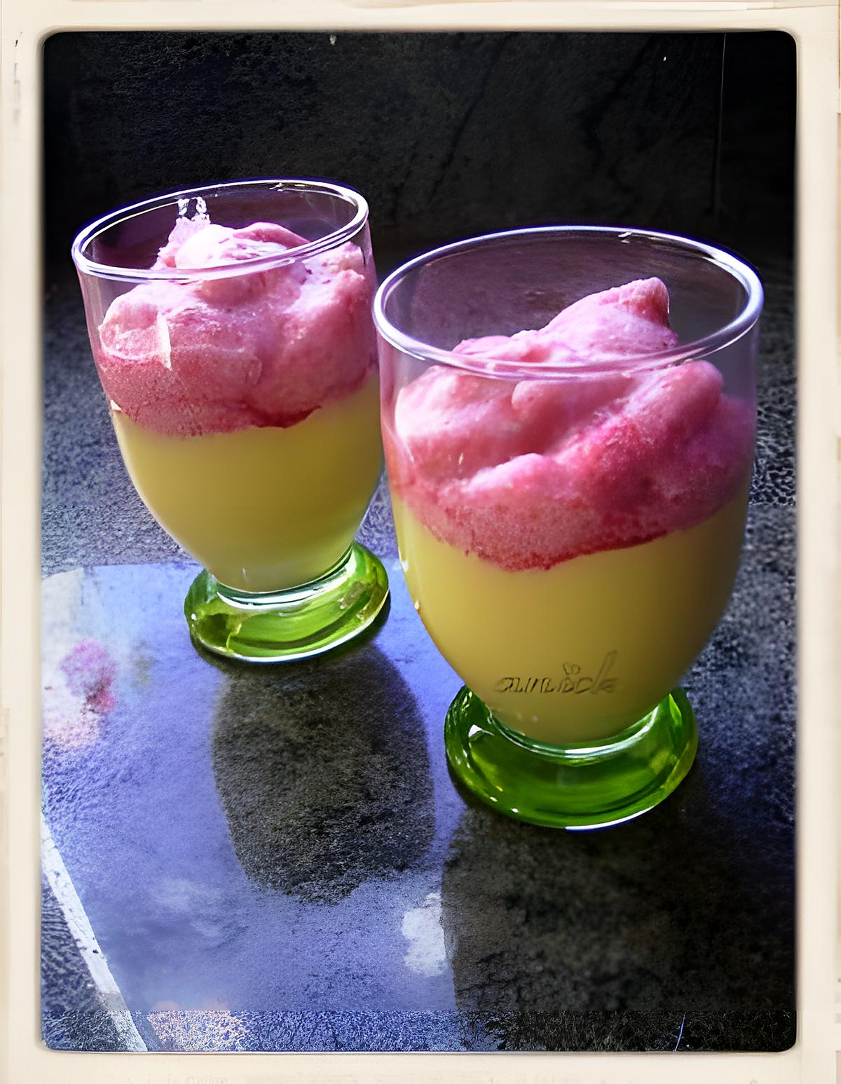 recette neige de framboise sur  mousse amande mascarpone