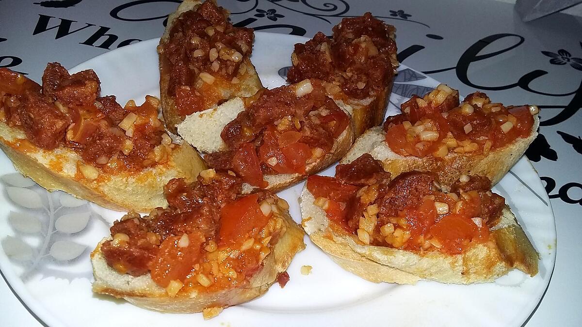 recette Bruchettas au chorizo tomate et ail