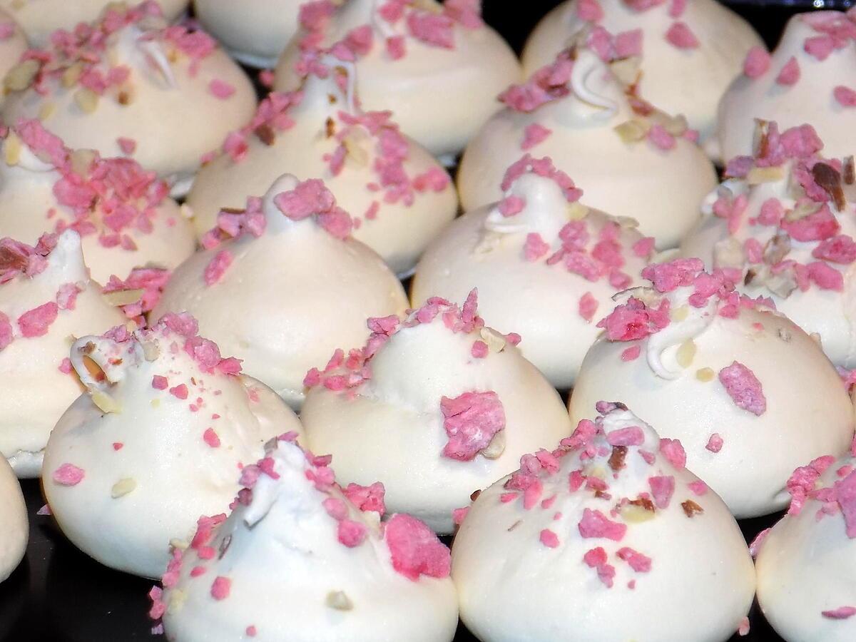 recette Meringues aux pralines roses