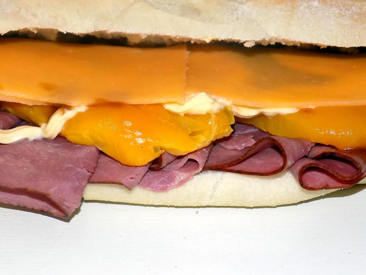 recette Sandwich boeuf/poivrons grillés et cheddar