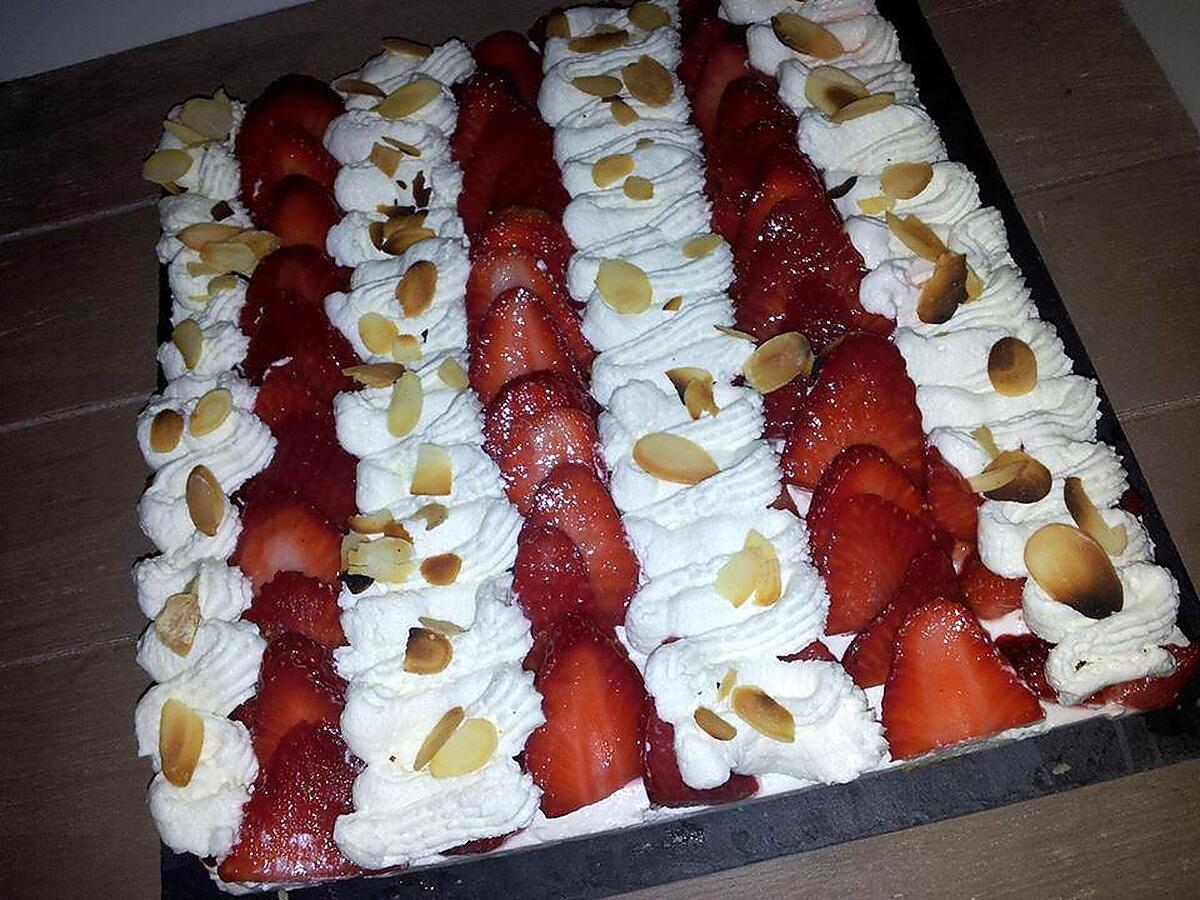 recette Tarte aux fraises-chantilly et amandes