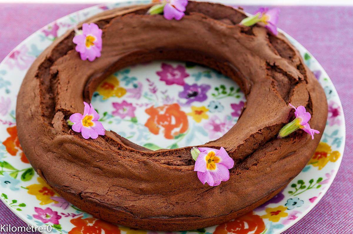 recette Couronne au chocolat et primevères