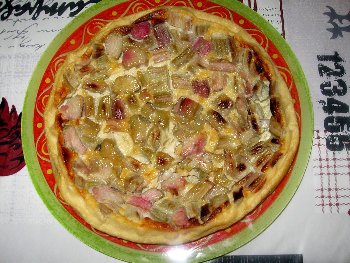 recette Clafoutis à la rhubarbe du jardin, congelée