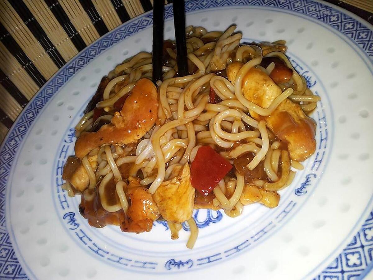 recette Ramen sautées au poulet sauce cantonaise