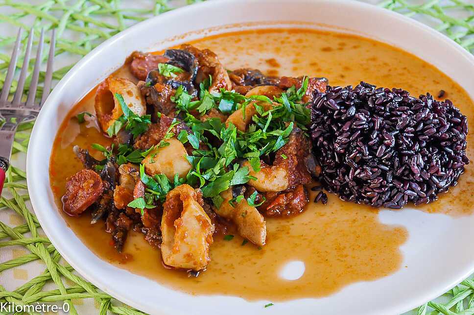 recette Calamars aux tomates et au riz noir