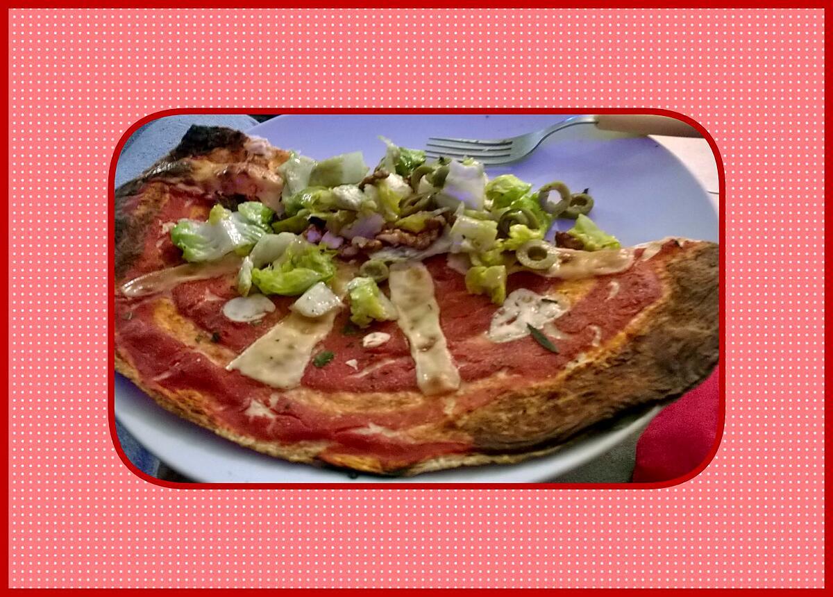 recette Pizza Salade sur Galette Tortilla