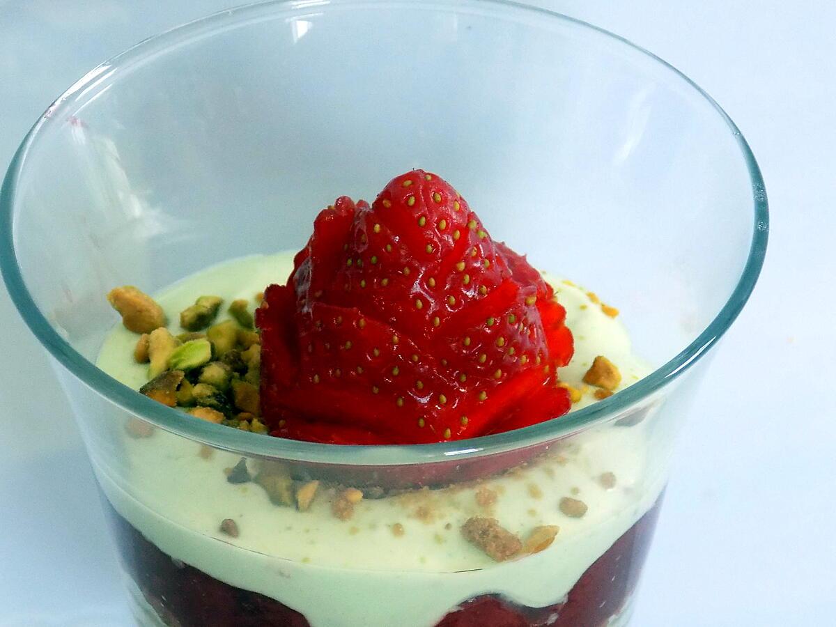 recette Trifle fraise/pistache et speculoos