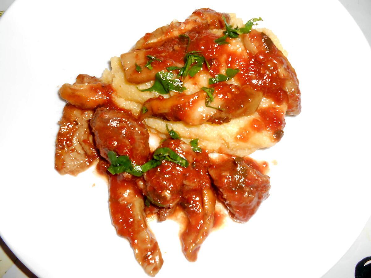 recette RAGOUT DE SANGLIER AUX CEPES ET POLENTA