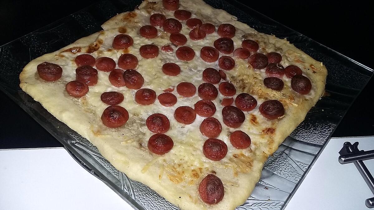 recette Tarte flambée a la saucisse