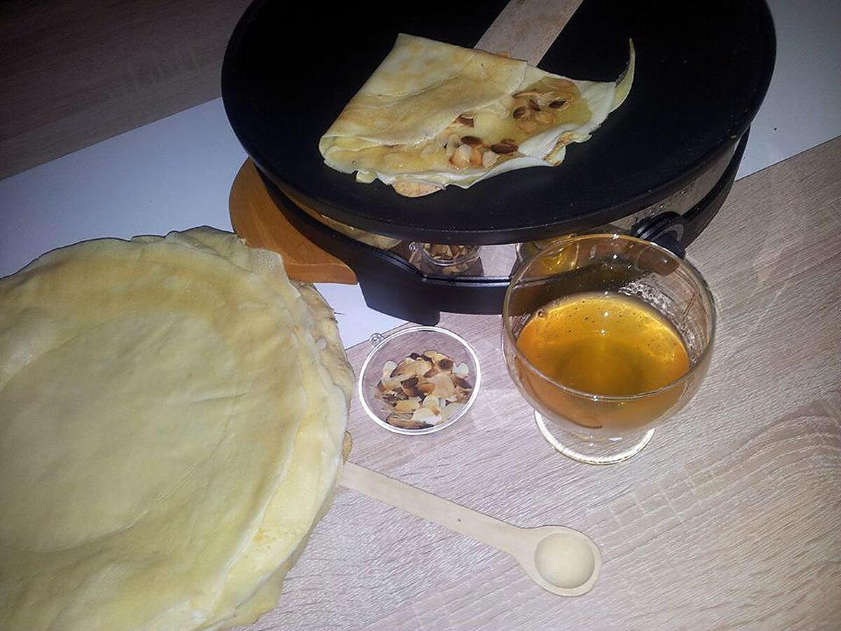 recette Crêpes au miel-citron et amandes