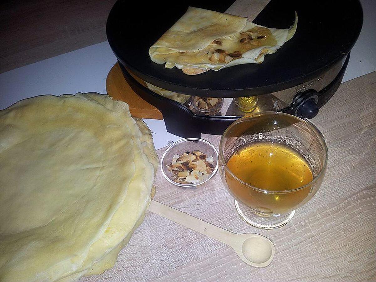 recette Crêpes au miel-citron et amandes