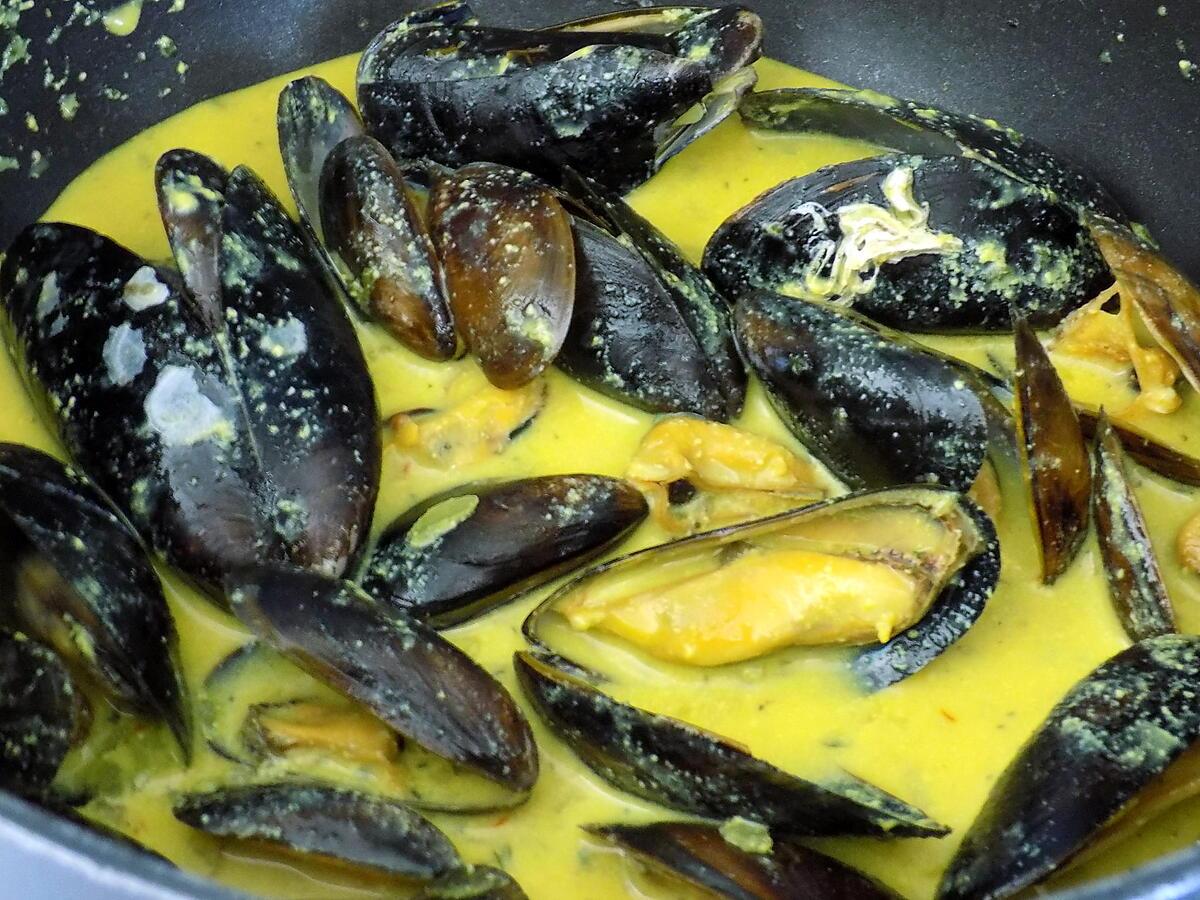 recette Moules à la crème de safran ( compatible dukan)