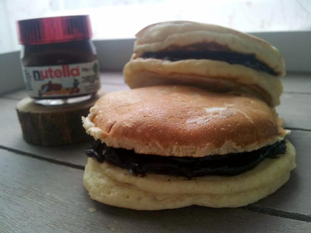 recette Dorayakis au nutella *Pancakes japonnais*