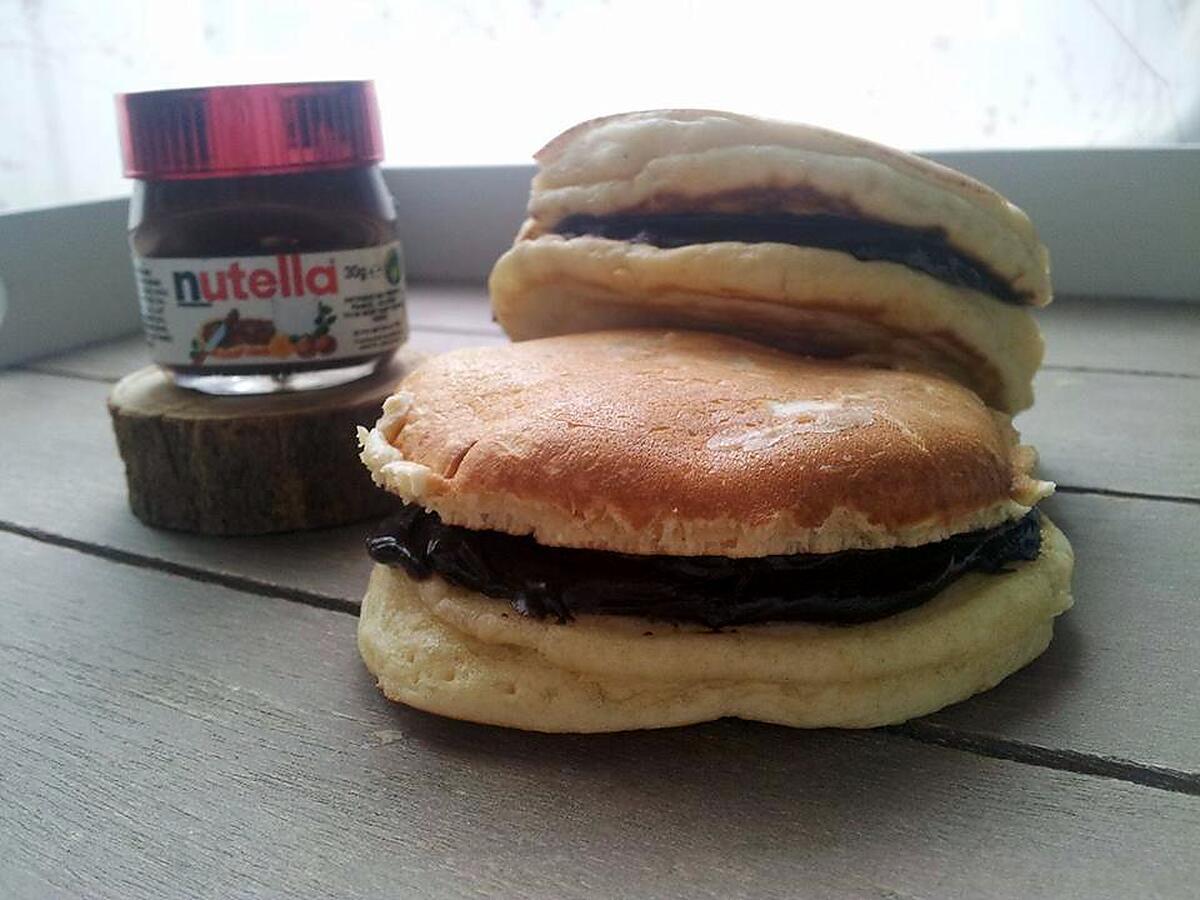 recette Dorayakis au nutella *Pancakes japonnais*