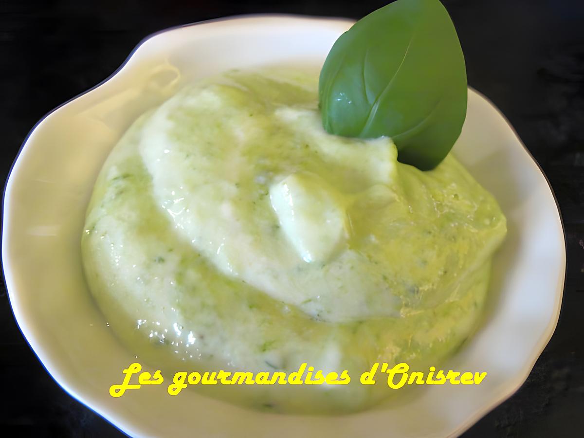 recette Mousseline  au fromage blanc et pesto basilic