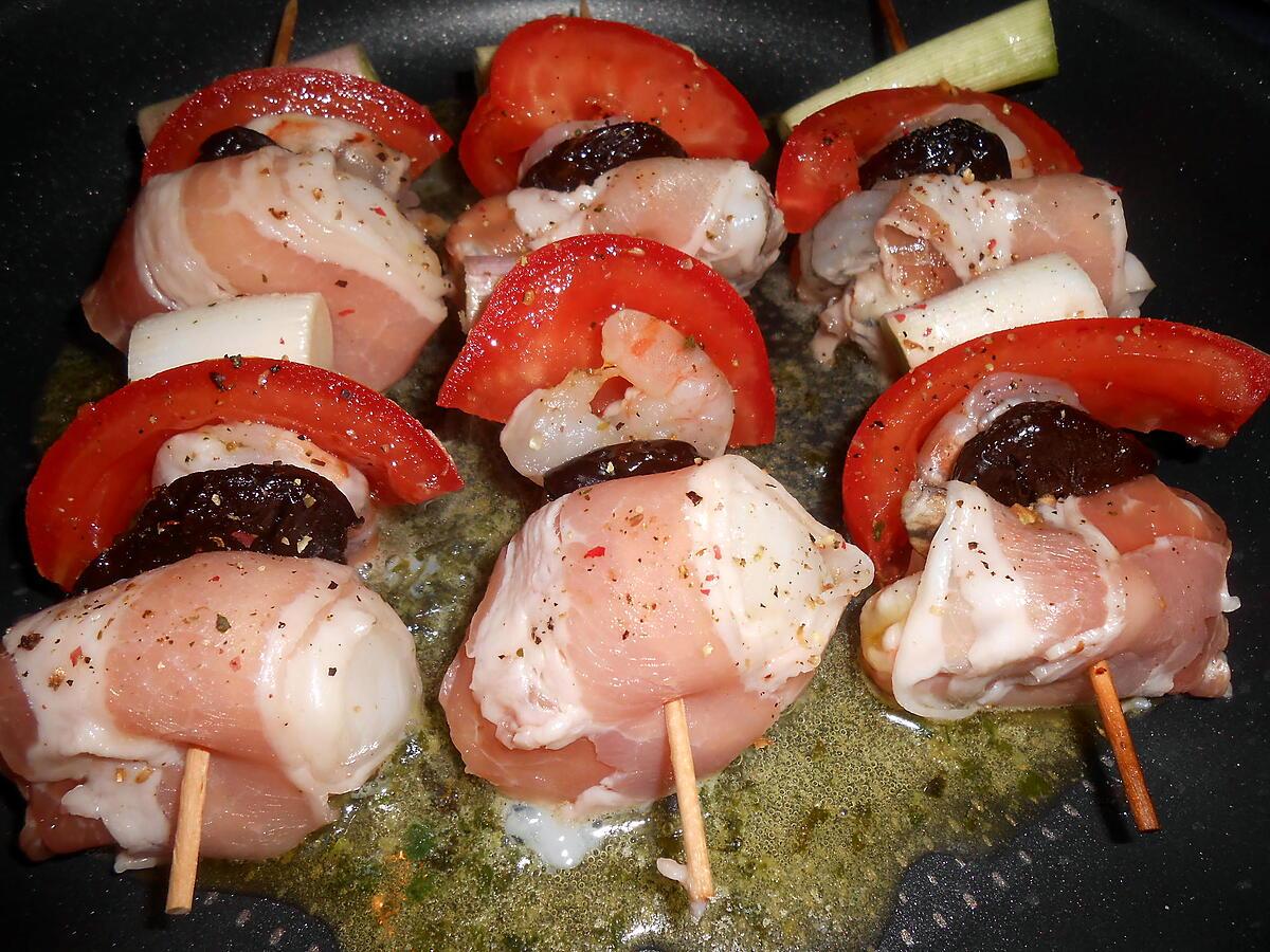 recette BROCHETTES DE  SAINT JACQUES ET CREVETTES