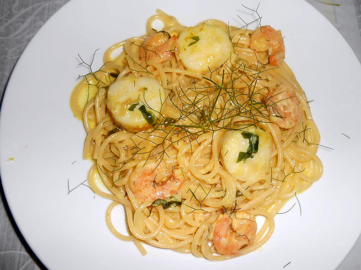 recette SPAGHETTI  SAINT JACQUES CREVETTES CREME CURRY