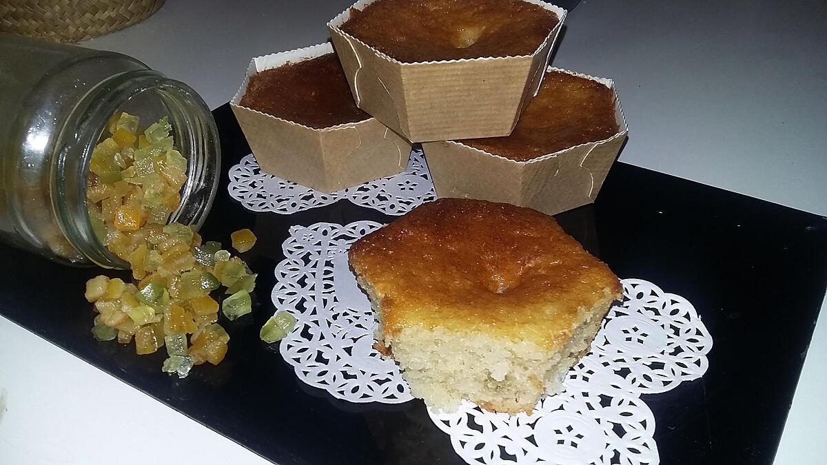 recette Gâteau au yaourt au fruits confits