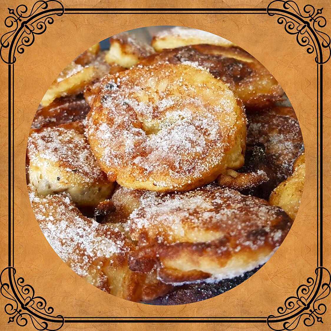 Beignets aux pommes et bananes aromatiss au rhum Beignets aux pommes et bananes aromatiss au rhum