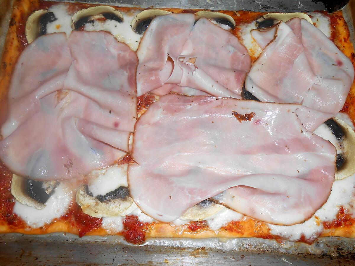 recette PIZZA REINE (REGINA)