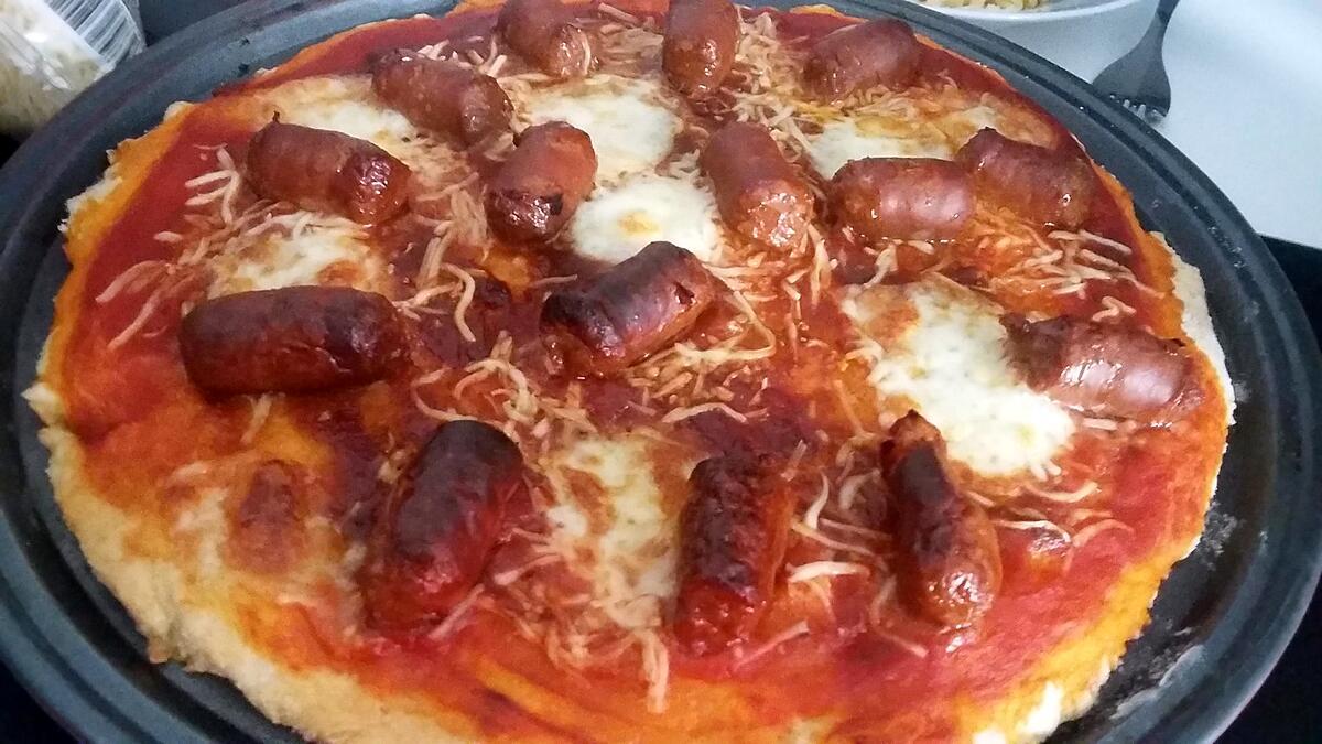 recette Pizza moelleuse a la merguez