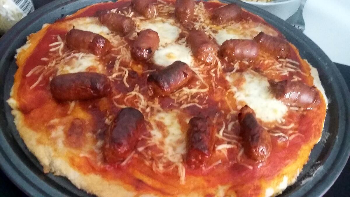 recette Pizza moelleuse a la merguez