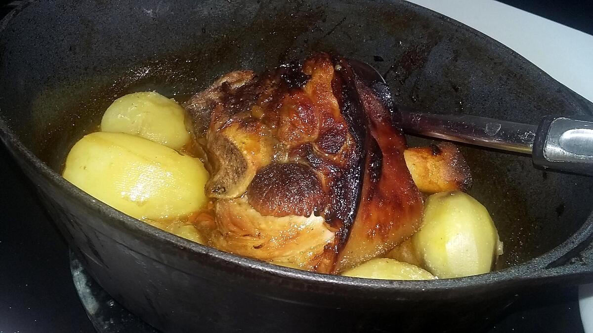 recette Jarret de porc confit a la bière et au baies de goji