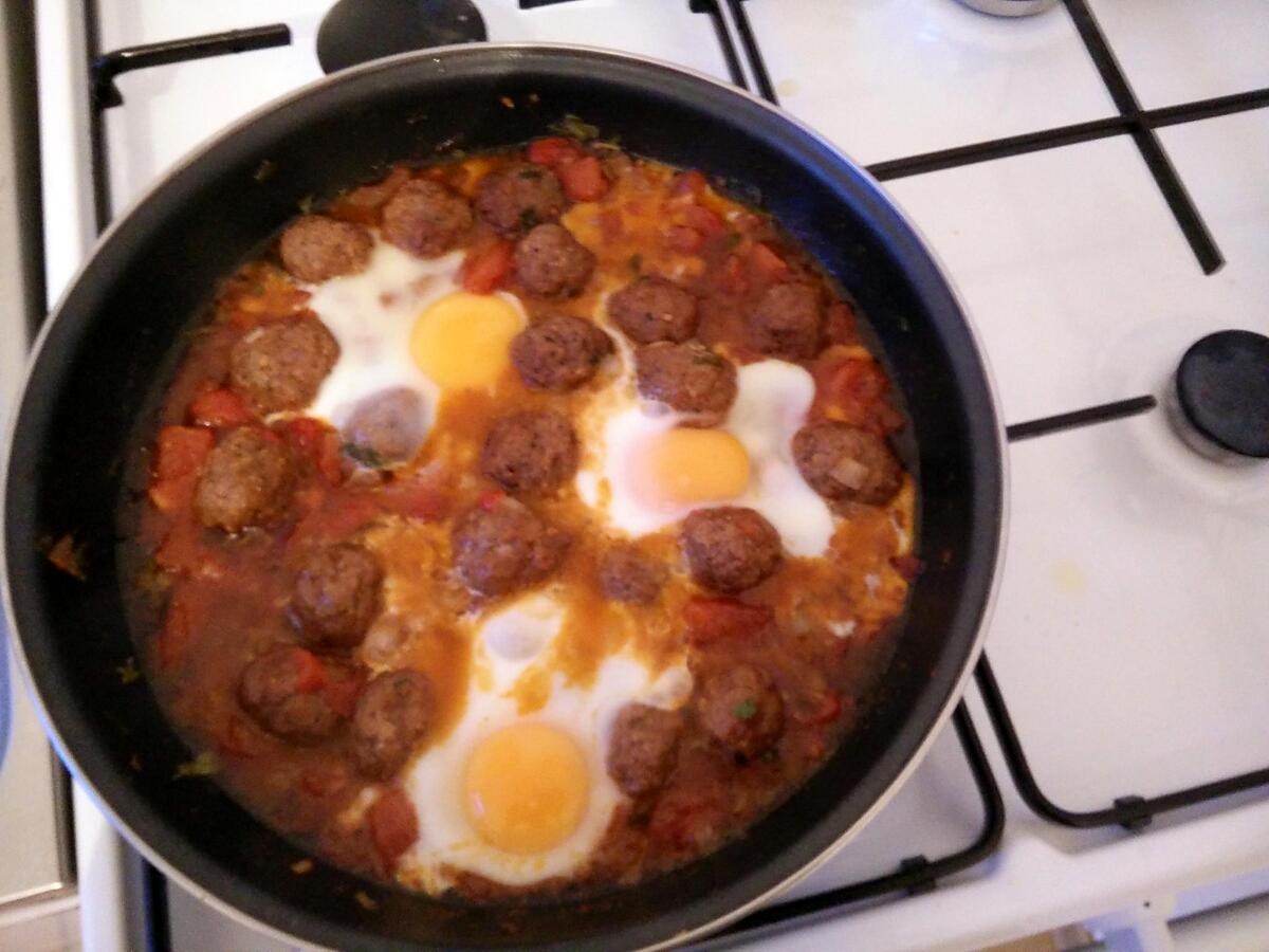 recette Tajine de kefta au oeufs