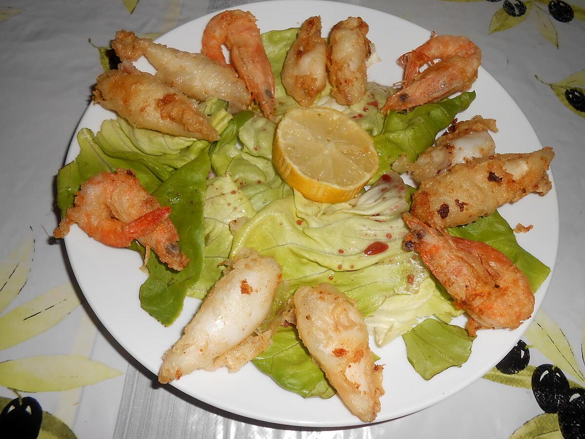 recette FRITURE DE CALAMARETTI ET CREVETTES