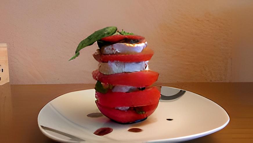 recette Millefeuille Tomate - Chèvre -Plantes aromatiques ( Basilic-Menthe-Origan)