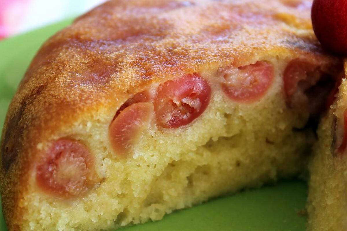 recette CLAFOUTIS AUX  CERISES à ma façon AU COOKEO