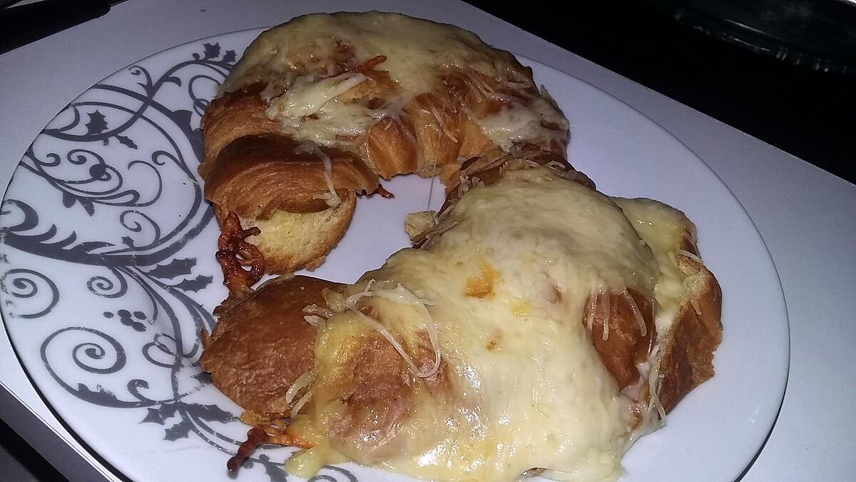 recette Croissants gratinés au jambon fromage