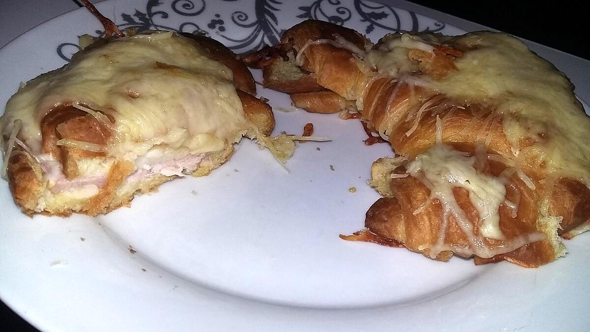 recette Croissants gratinés au jambon fromage