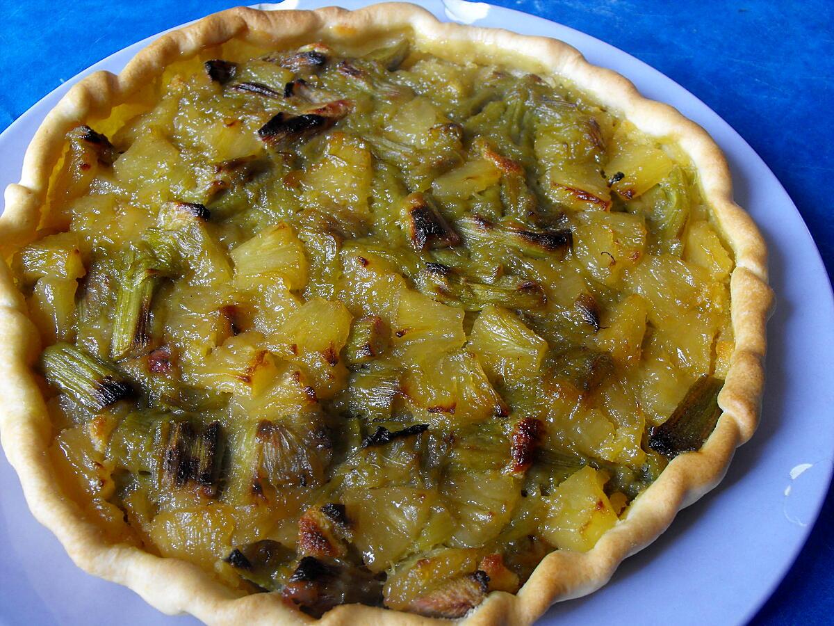 recette TARTE RHUBARBE,ANANAS A LA CREME D'AMANDE