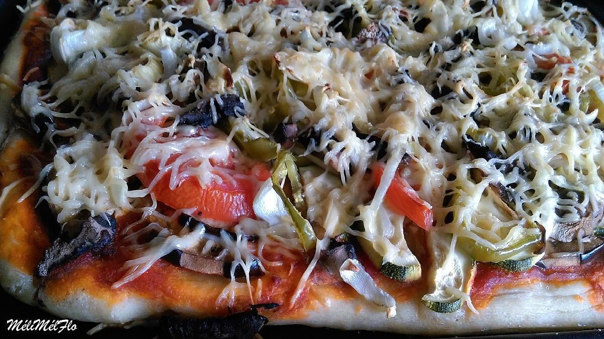 recette Pizza aux légumes du soleil enfin à 90% ;)