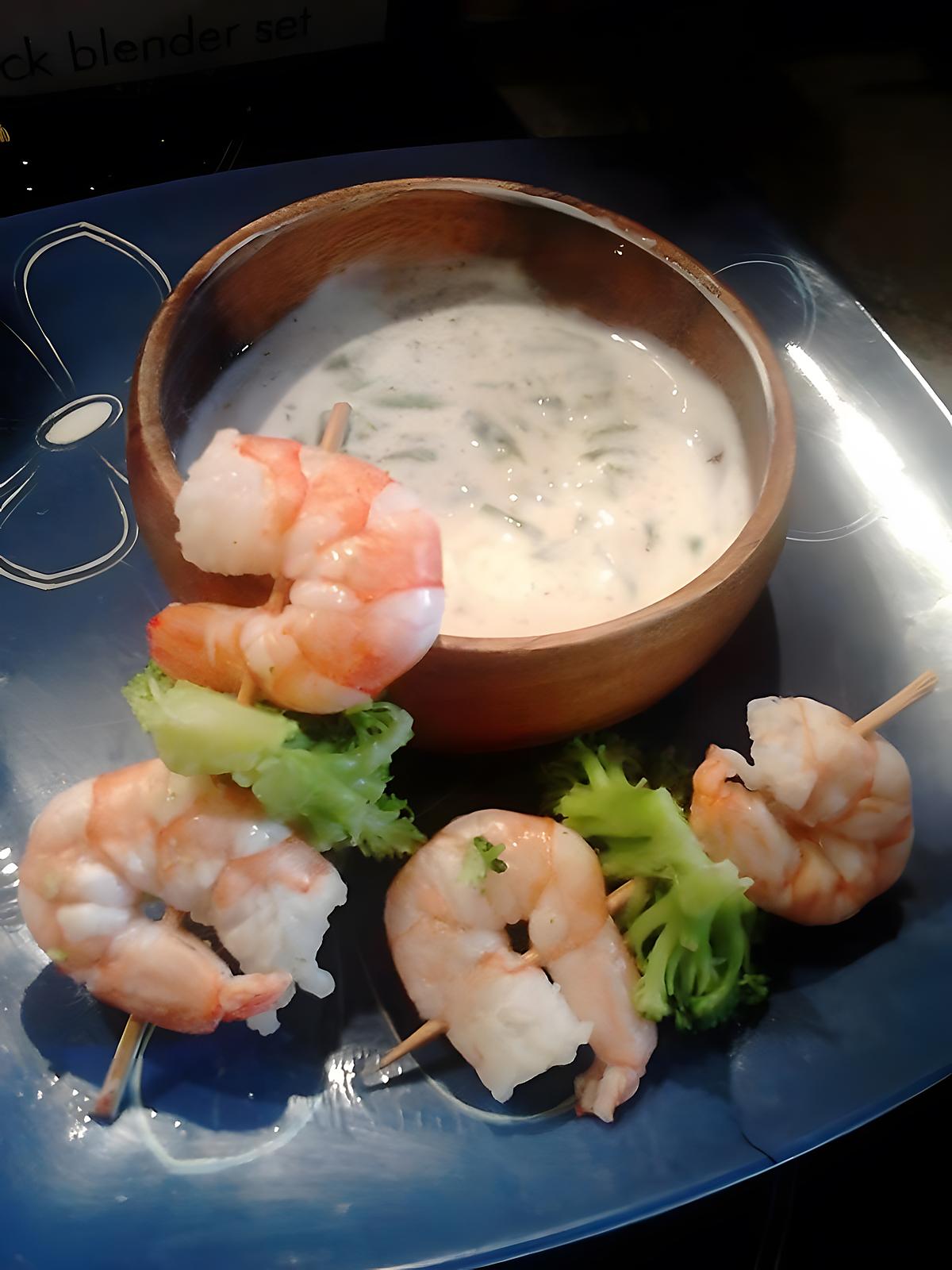 recette brochette scampi-brocoli et sauce yaourt