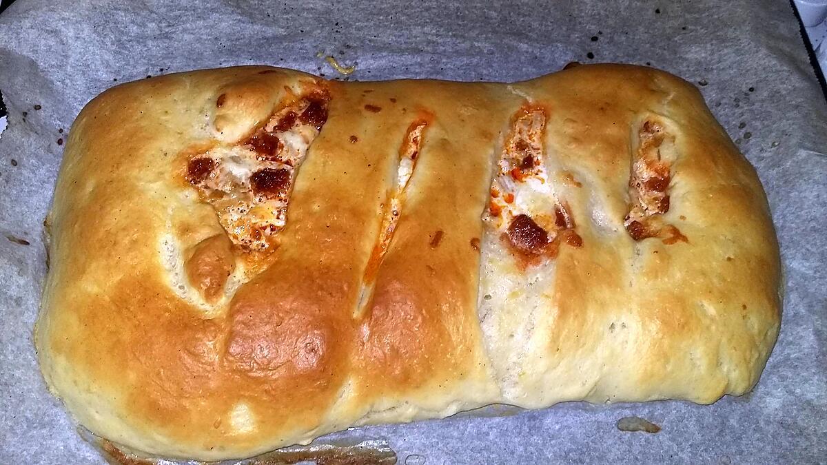 recette Fougasse moelleuse a la crème, au thon et chorizo