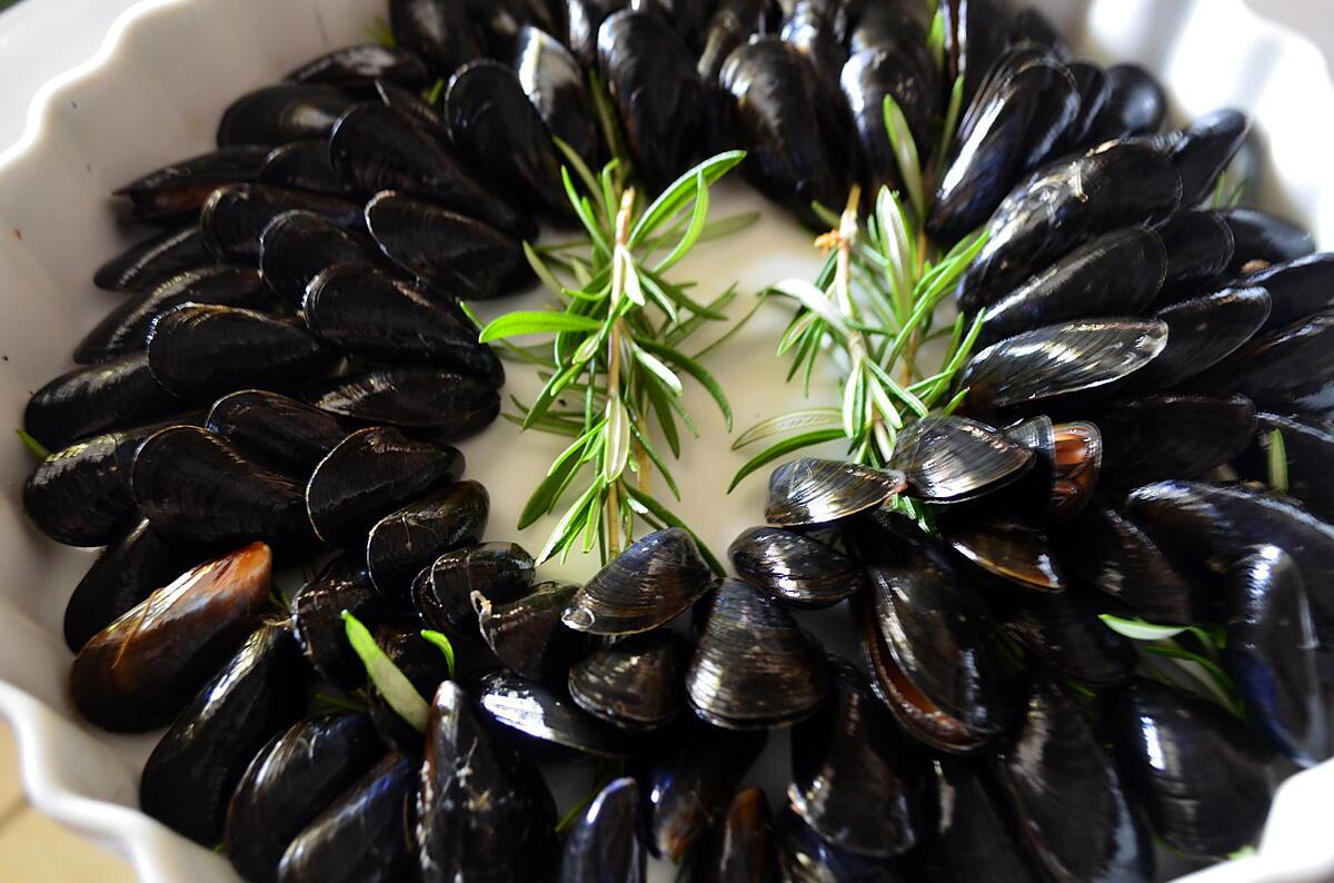 recette MOULES AU ROMARIN