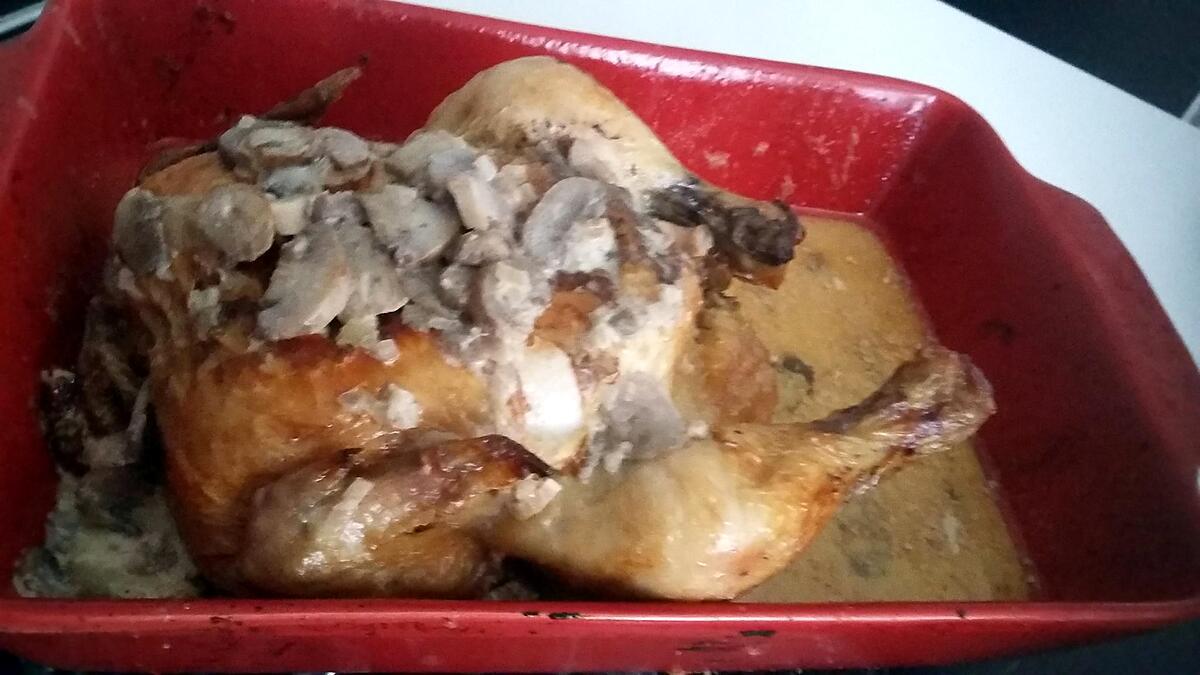 recette Poulet rôtis à la crème et au champignons