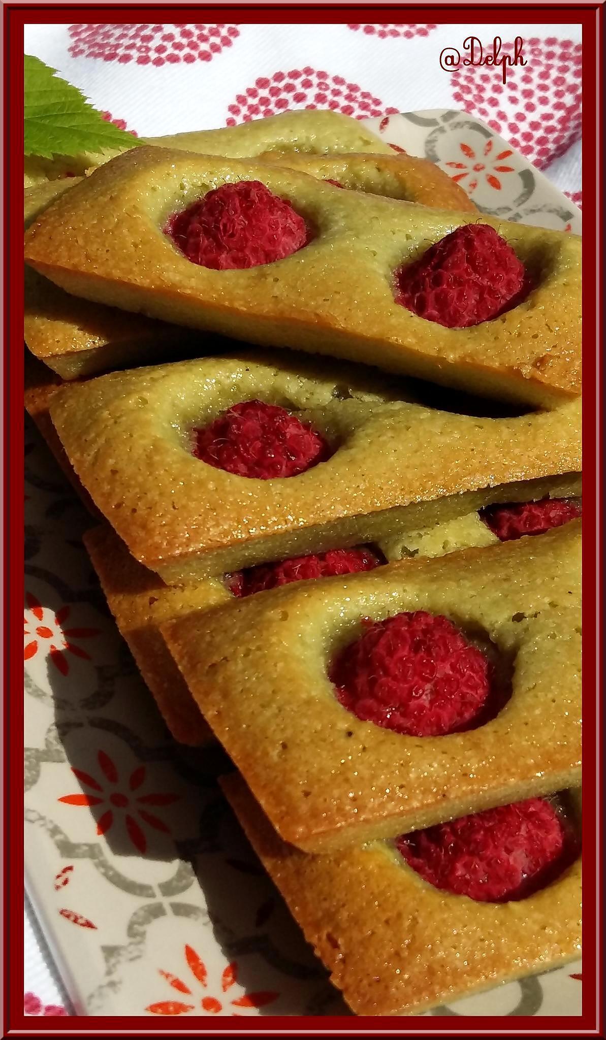 recette Financiers au thé matcha et framboises