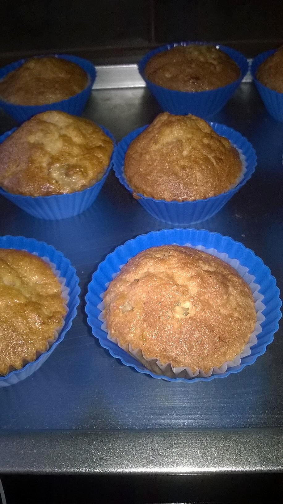 recette MUFFINS AUX BANANES ET NOIX