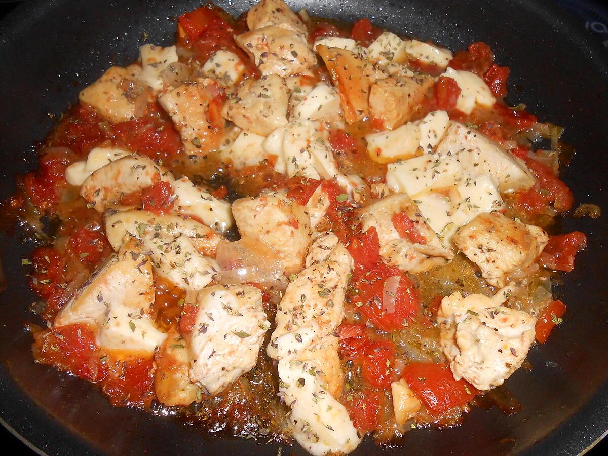 recette POULET TOMATE ET MOZZARELLA A LA PIZZAIOLA