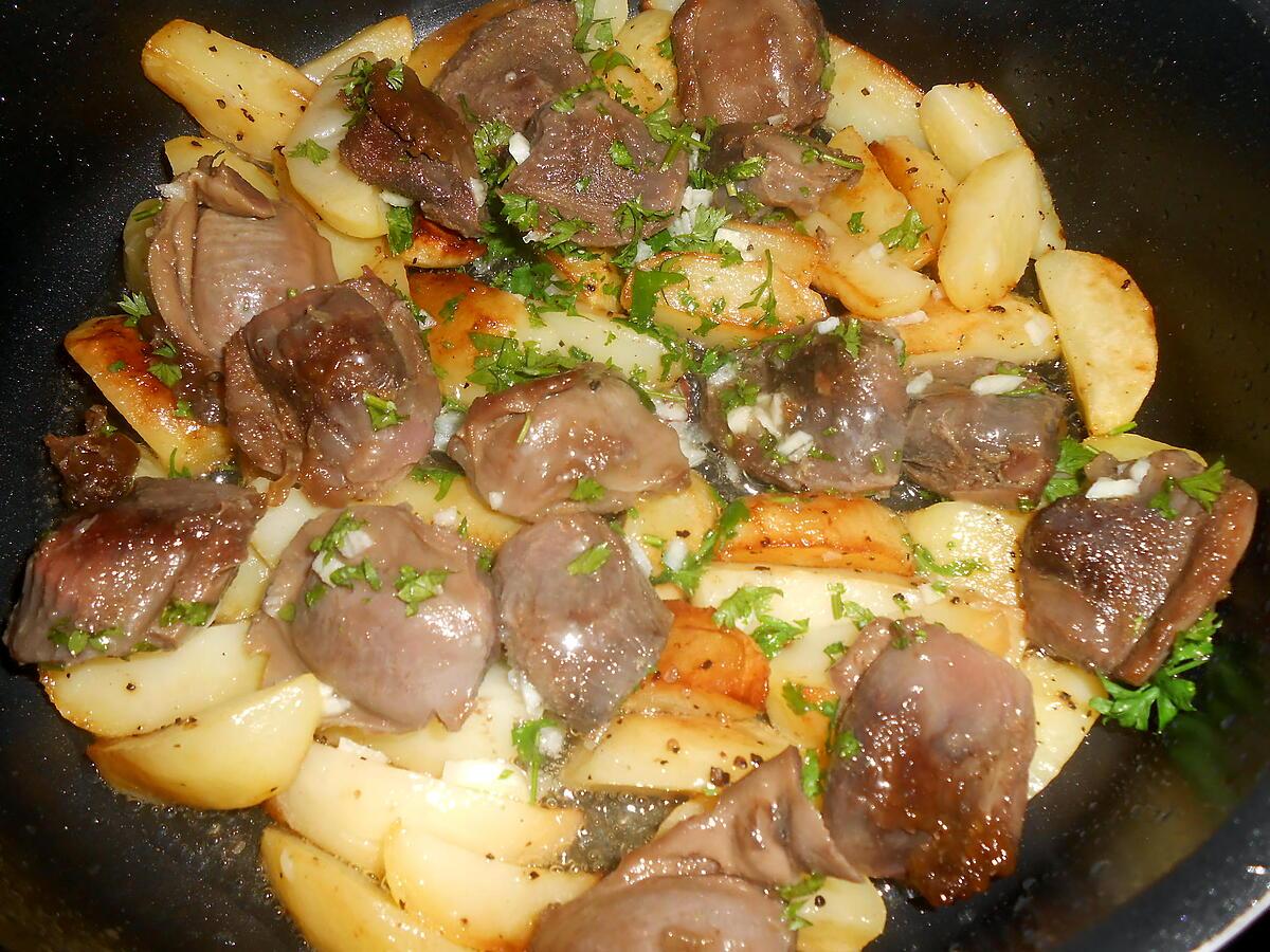 recette GESIERS CONFITS POMMES DE TERRE AIL ET PERSIL