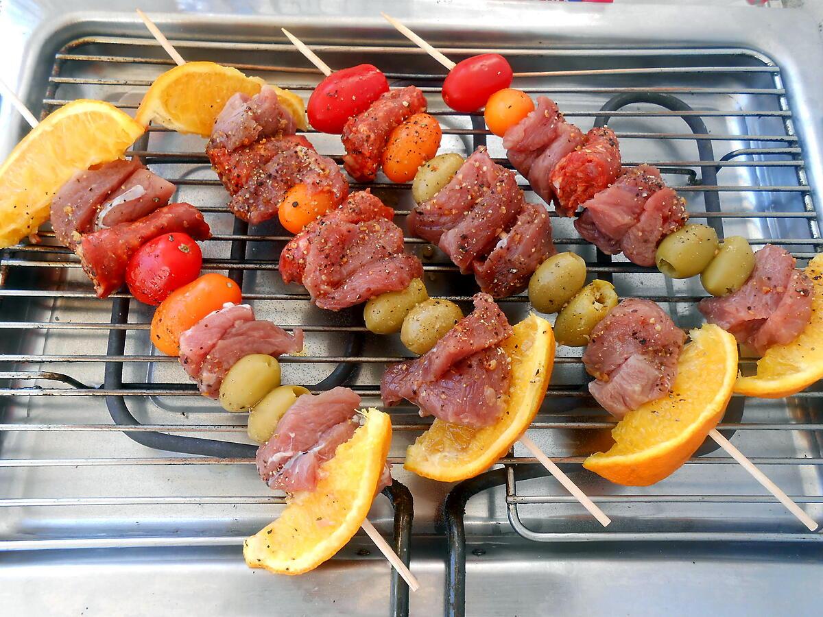 recette BROCHETTES DE VEAU OLIVES ET ORANGE