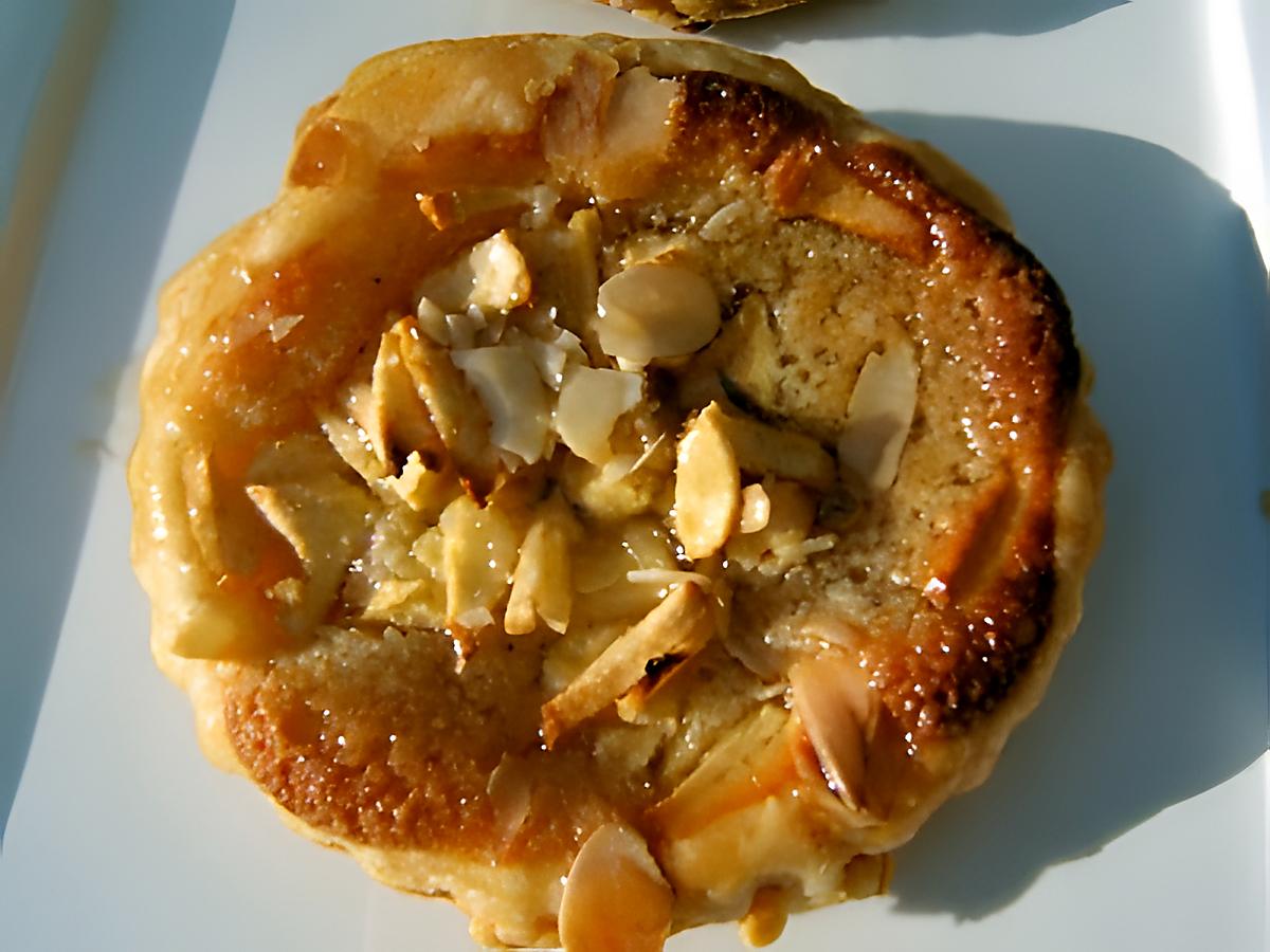 recette Tartelettes feuilletées à la pomme et crème d'amande