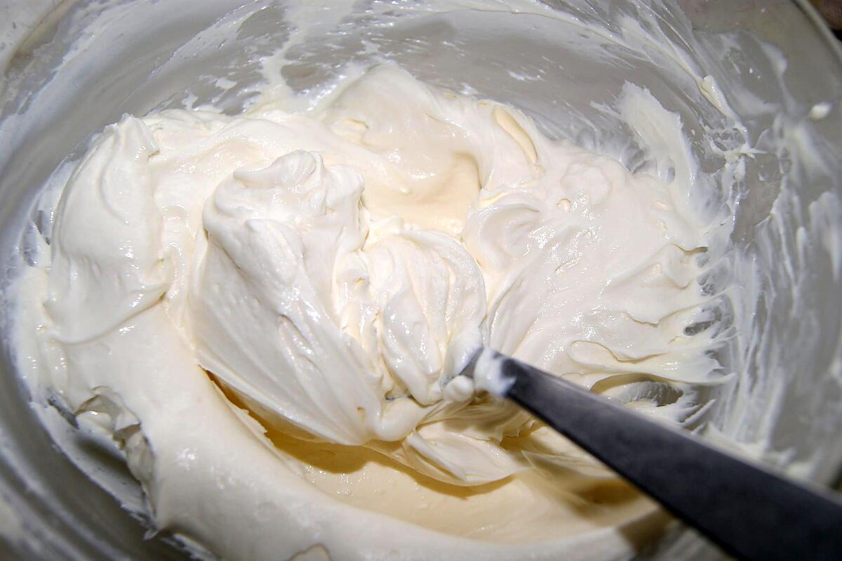 recette Gâteau roulé au mascarpone et aux poires