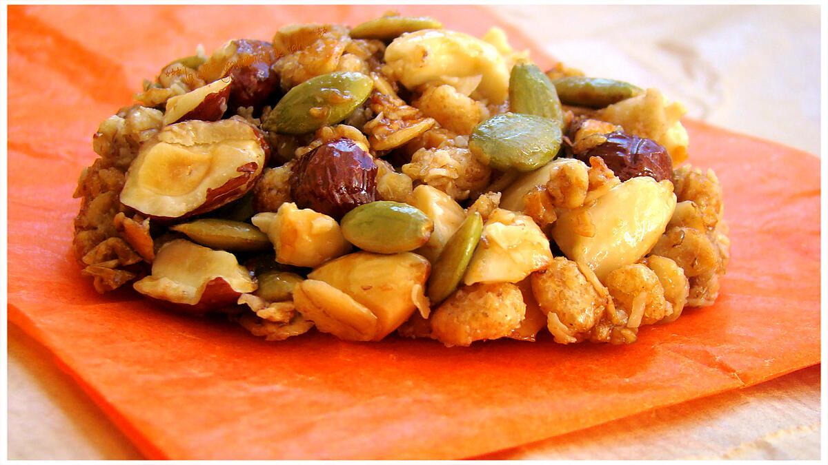 recette CRUNCHY GRANOLA